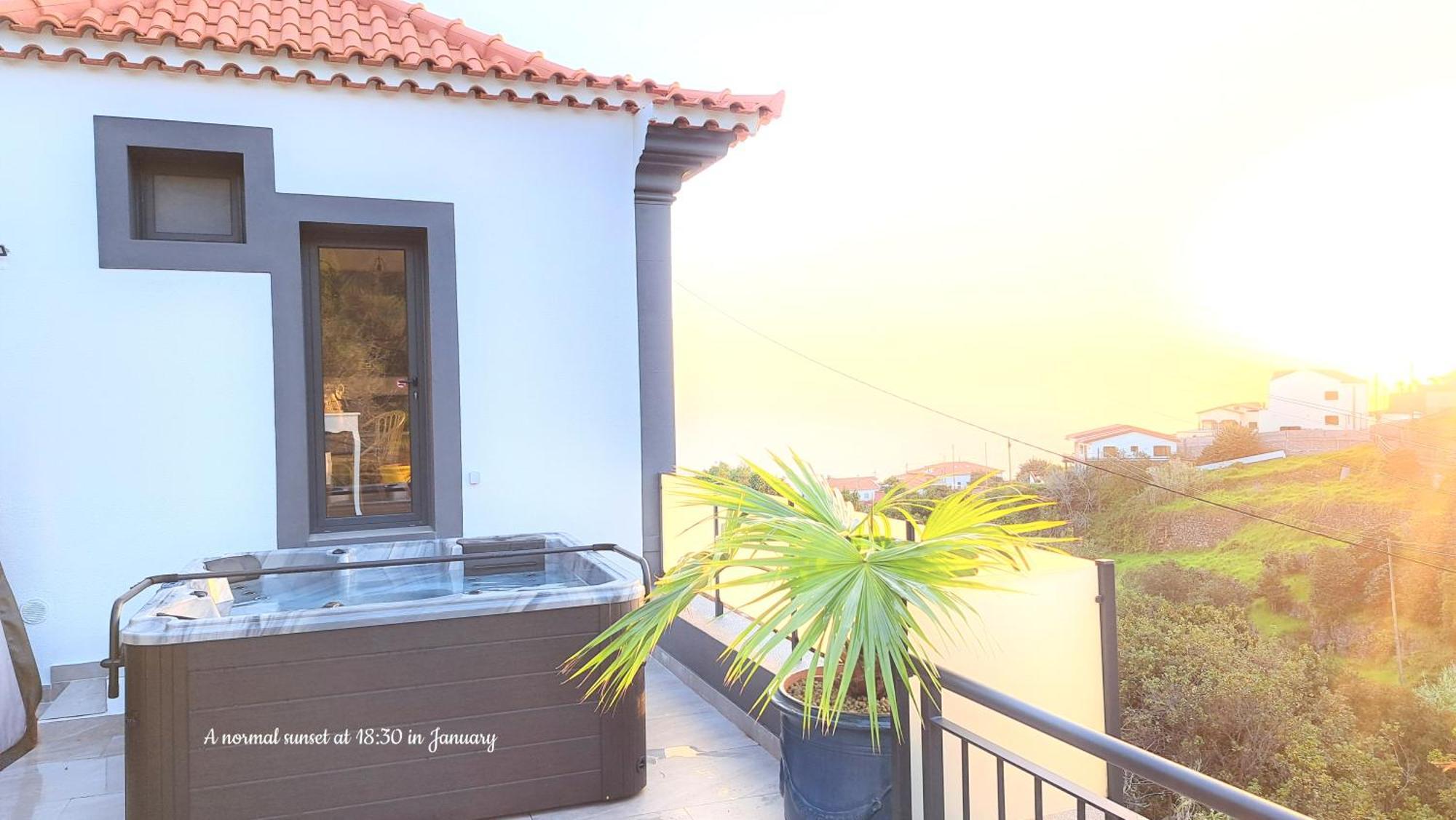 Espirito Do Mar - Premium Villa With Jacuzzi Estreito Da Calheta Экстерьер фото